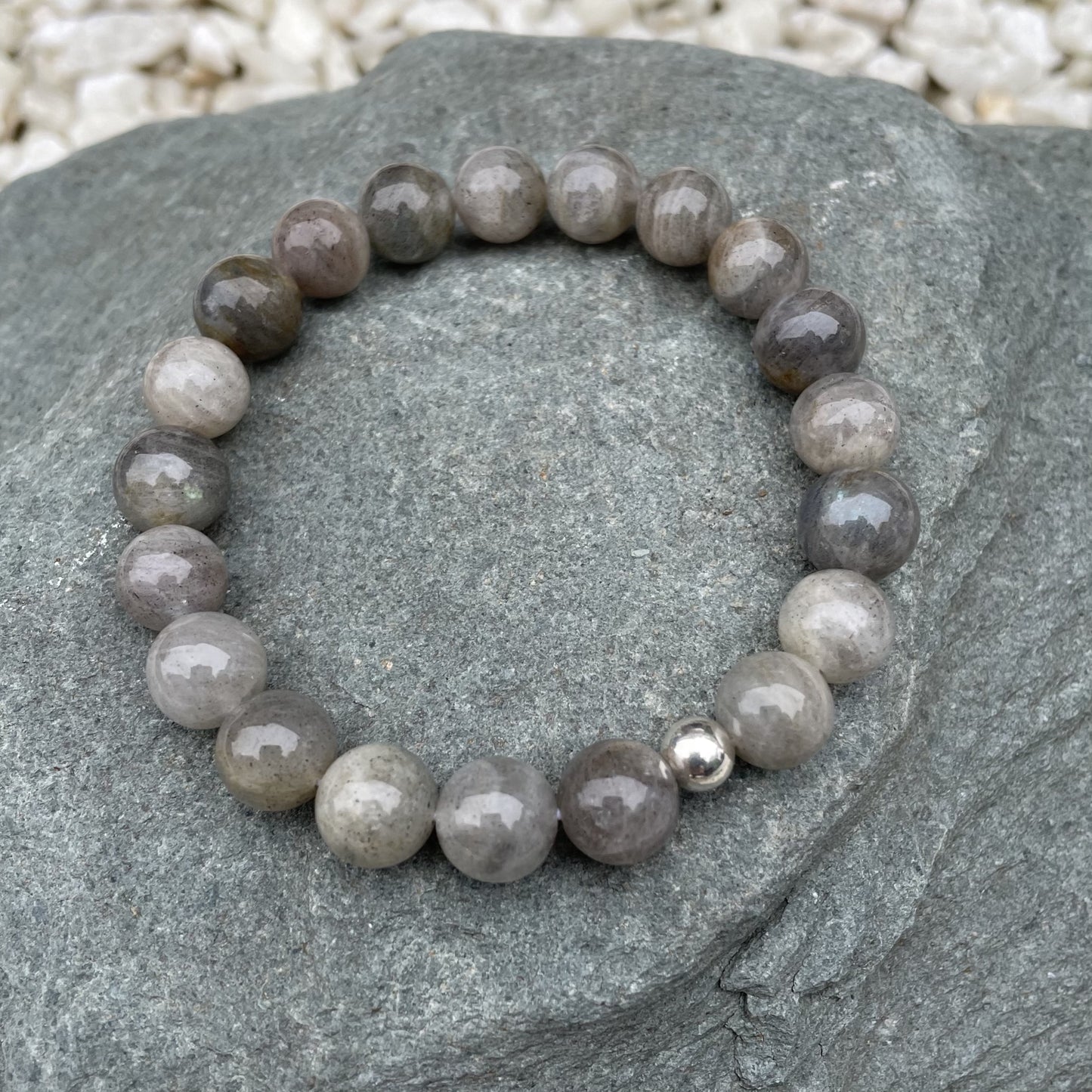 Labradorite beaded bracelet