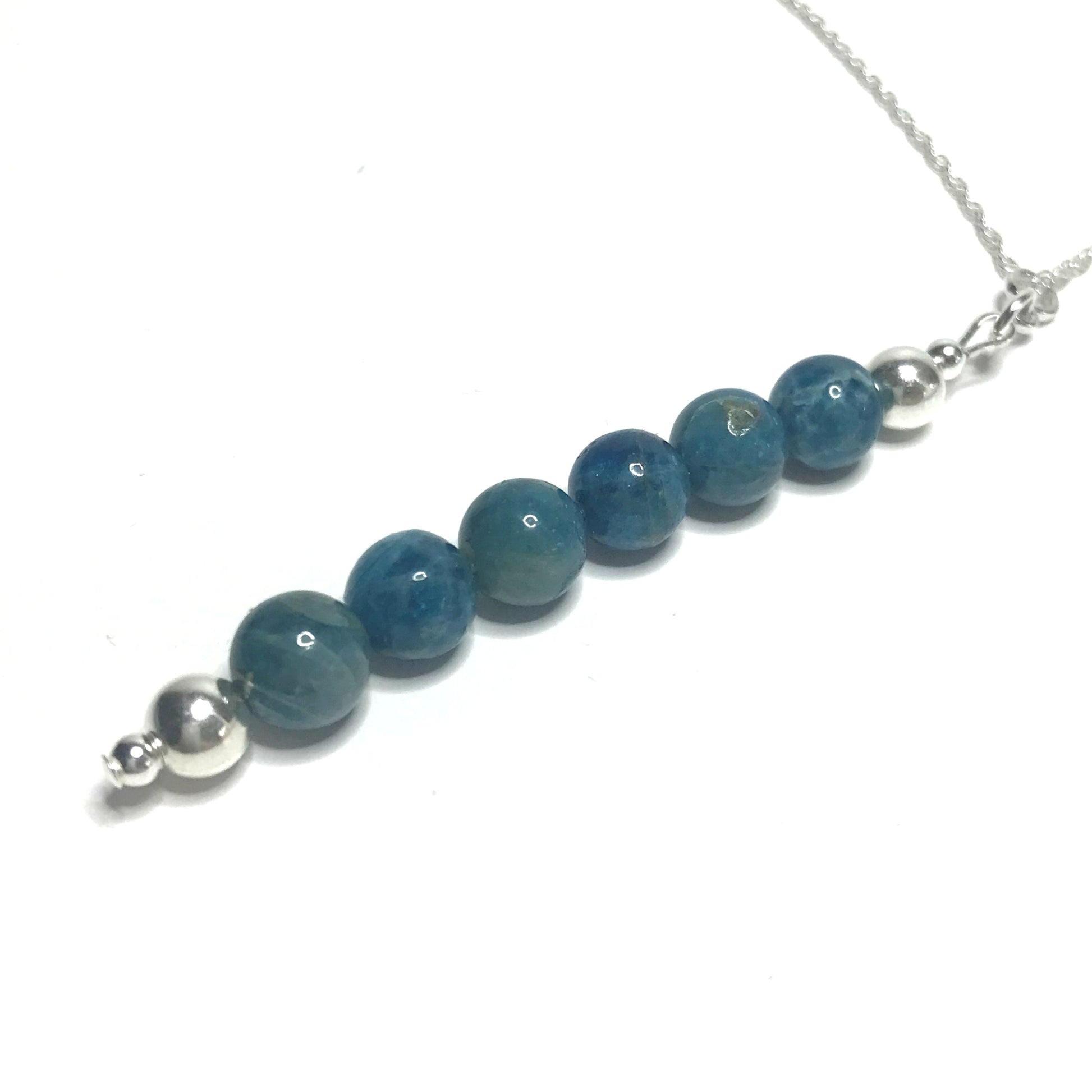 Apatite bead pendant