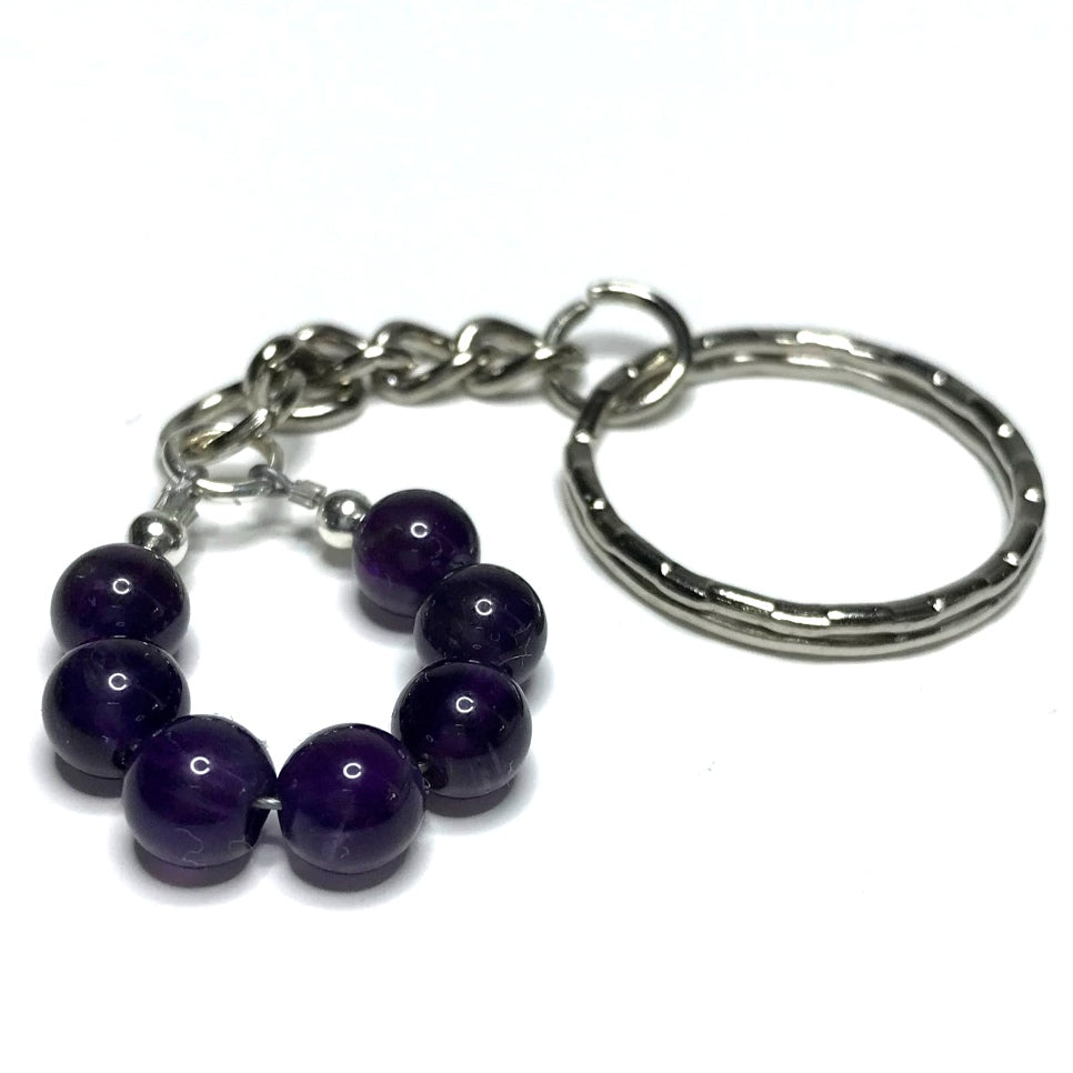 An amethyst bead kechain.